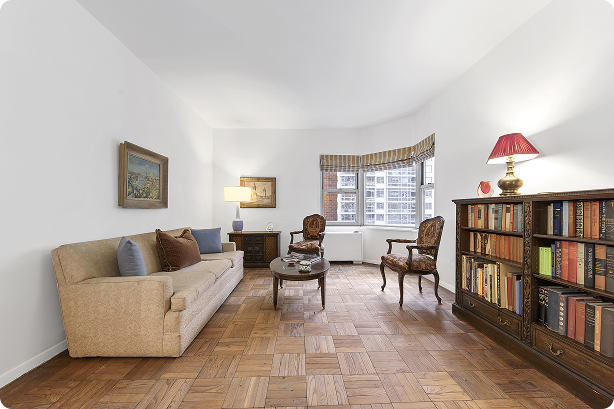 Living room before restyling